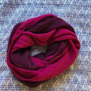 two-toned pink infinity scarf